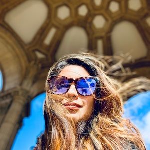 Meet your Posher, Jackie